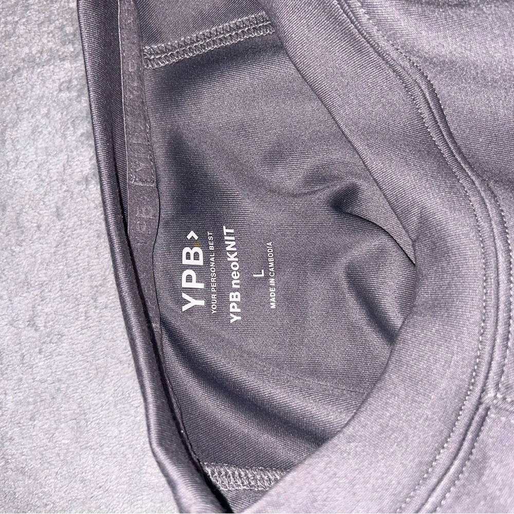 Charcoal Women's Cropped Sweatshirt - Picture 3 of 5